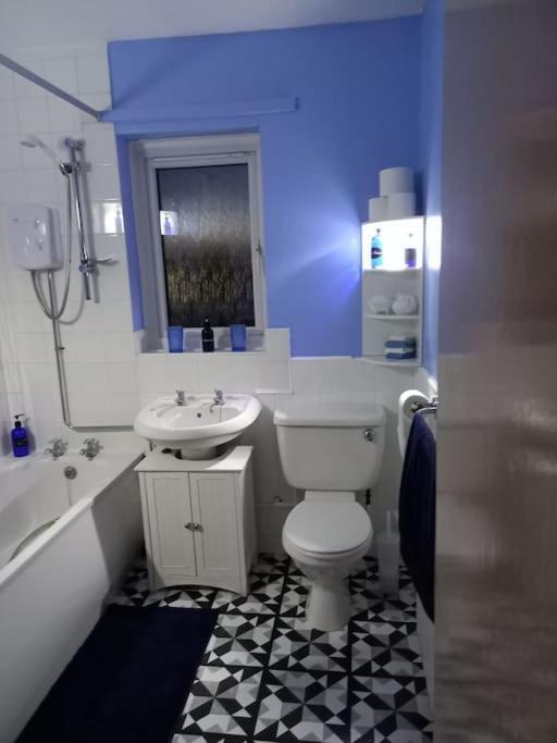 Twin Room In Prescot Homestay Экстерьер фото